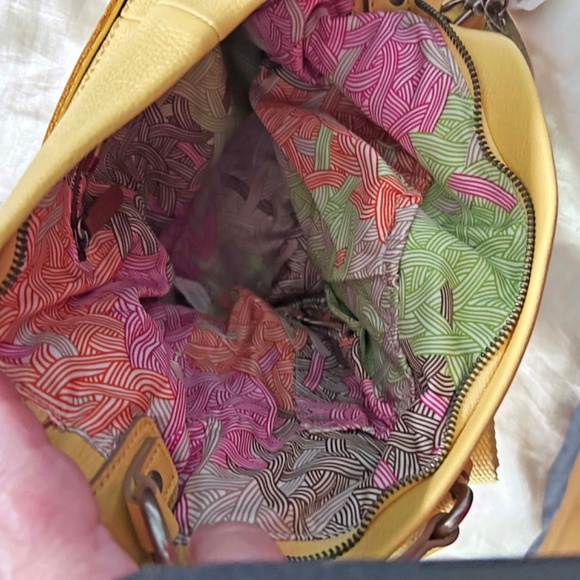 BUCKET BAG, LEATHER, YELLOW, TOP ZIPPER, ADJUSTABLE STRAP, POCKETS, by THE SAK, - Picture 14 of 16